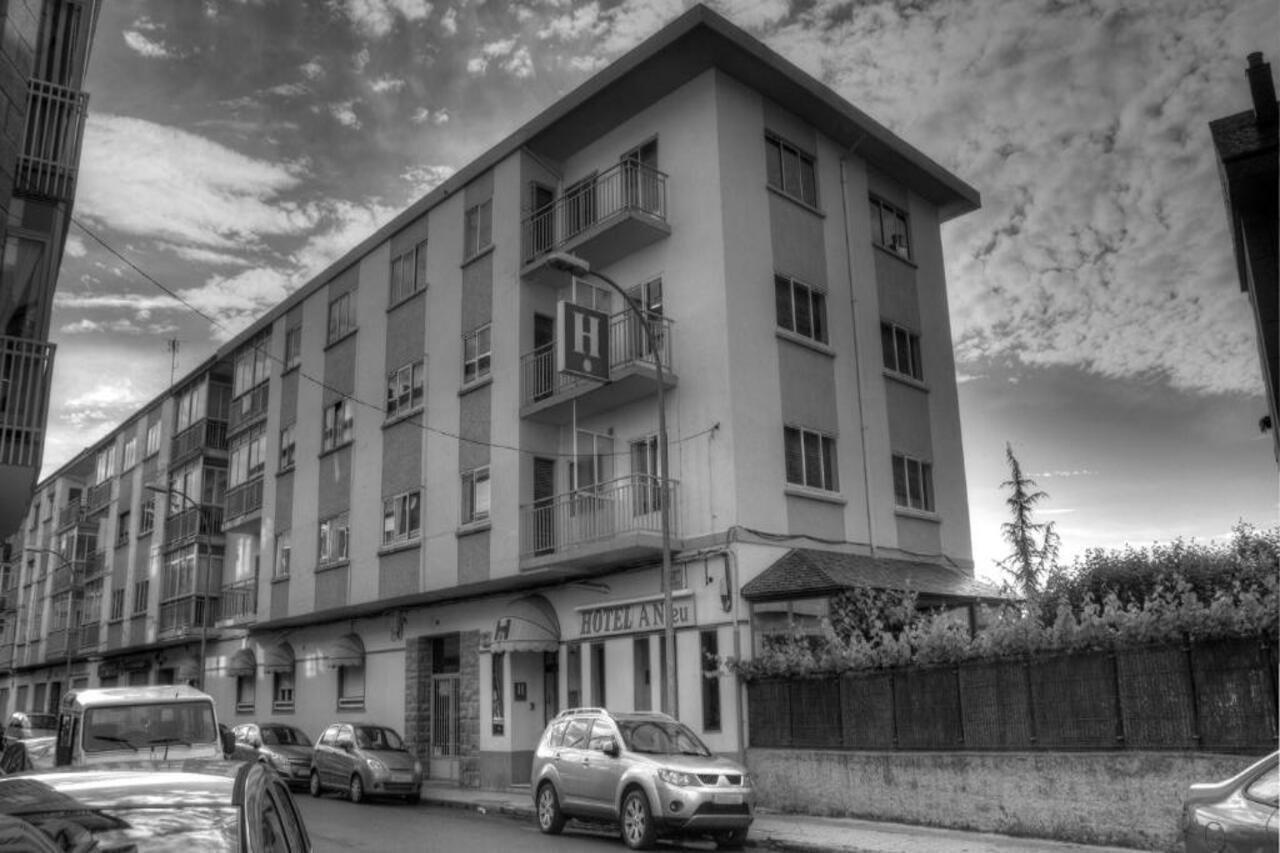 Hotel A Nieu Jaca Dış mekan fotoğraf