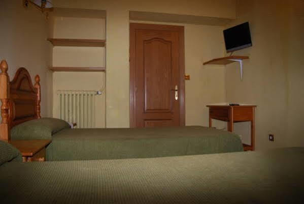 Hotel A Nieu Jaca Dış mekan fotoğraf